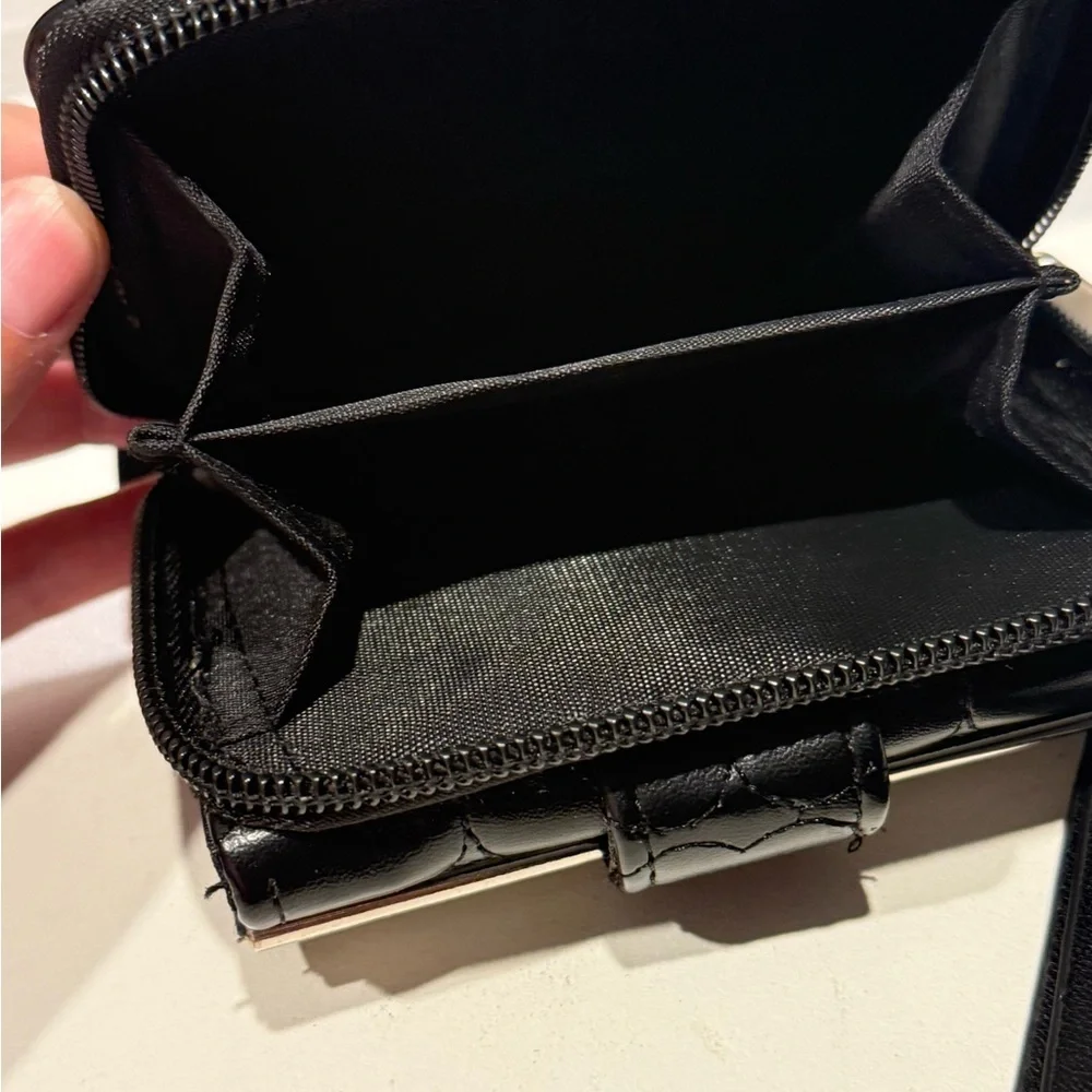 Steve‎ Madden Quilted Heart Wallet